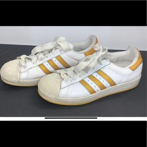 Adidas Yellow Strip size Mens 9.5